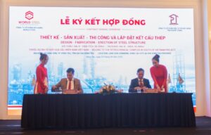 Ông Phạm Văn Triêm – Chủ tịch Hội đồng quản trị Công ty CP Đầu tư và Xây dựng Tân Phước Thịnh và Ông Nguyễn Khánh Lâm – Chủ tịch Hội đồng quản trị & Tổng Giám đốc Công ty CP Xây dựng World Steel ký kết hợp đồng.